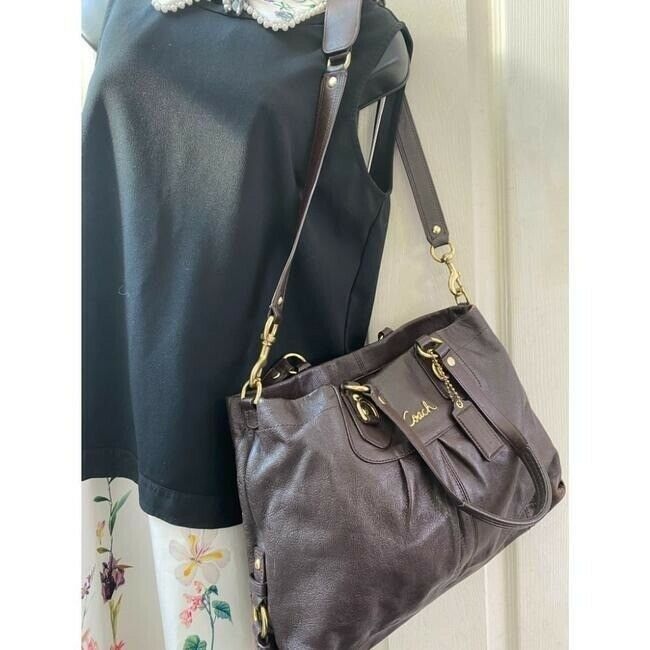 COACH Large Brown Leather Shoulder Bag