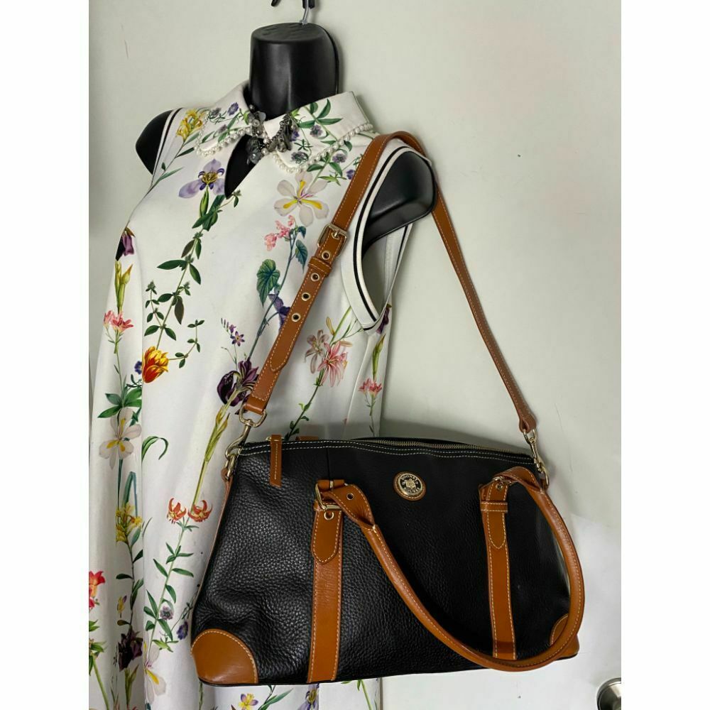 DOONEY & BOURKE Black Vintage Leather Shoulder Bag