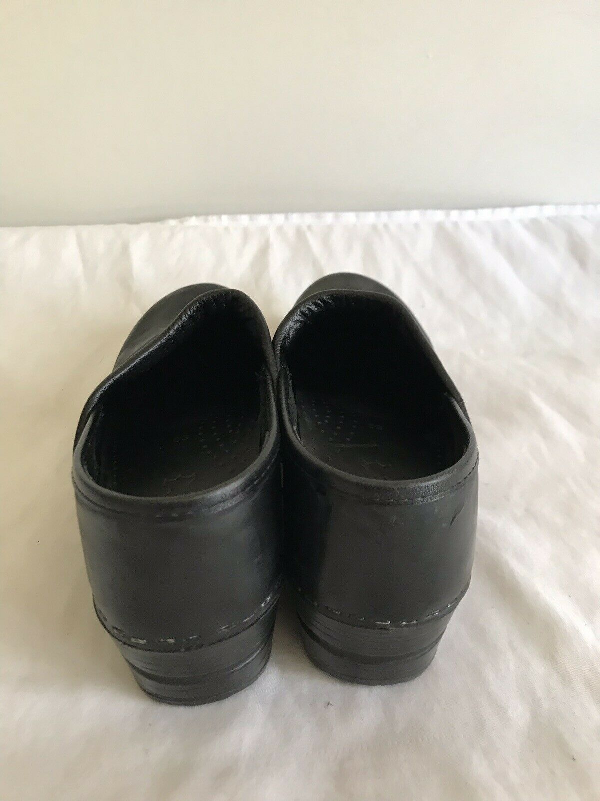 Dansko Classic Clogs -Black-Size US 8.5