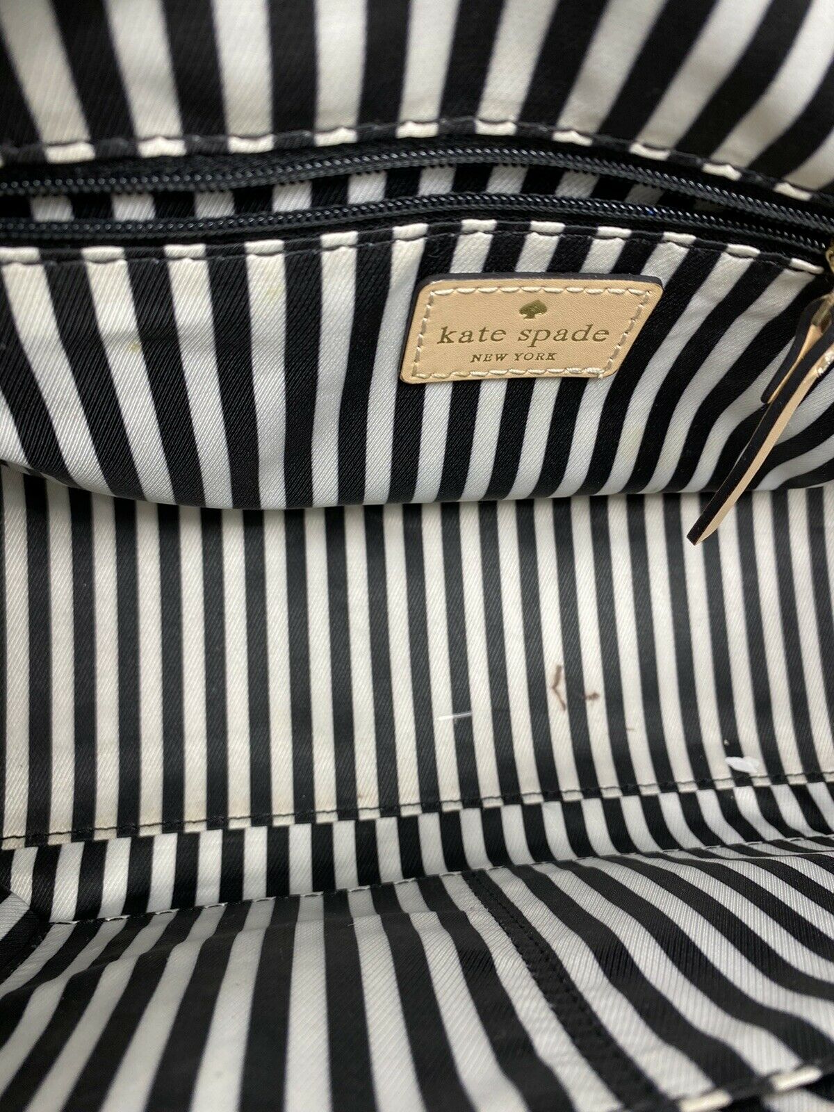 Kate Spade Green leather  Trapeze Bag W Crossbody
