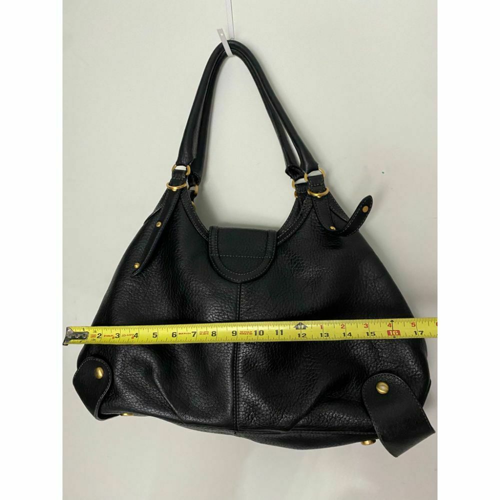 Maxx New York Black Leather Shoulder Bag
