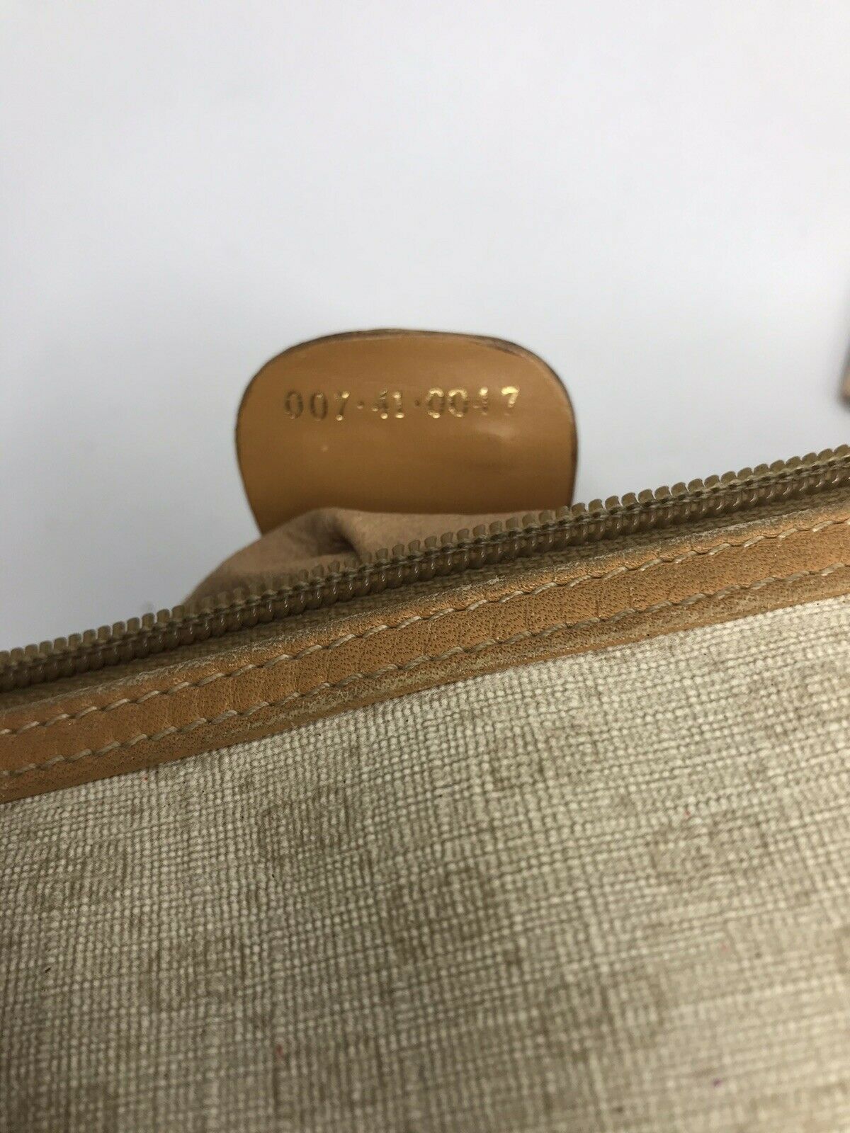 GUCCI Vintage Crossbody Bag All Over Signature