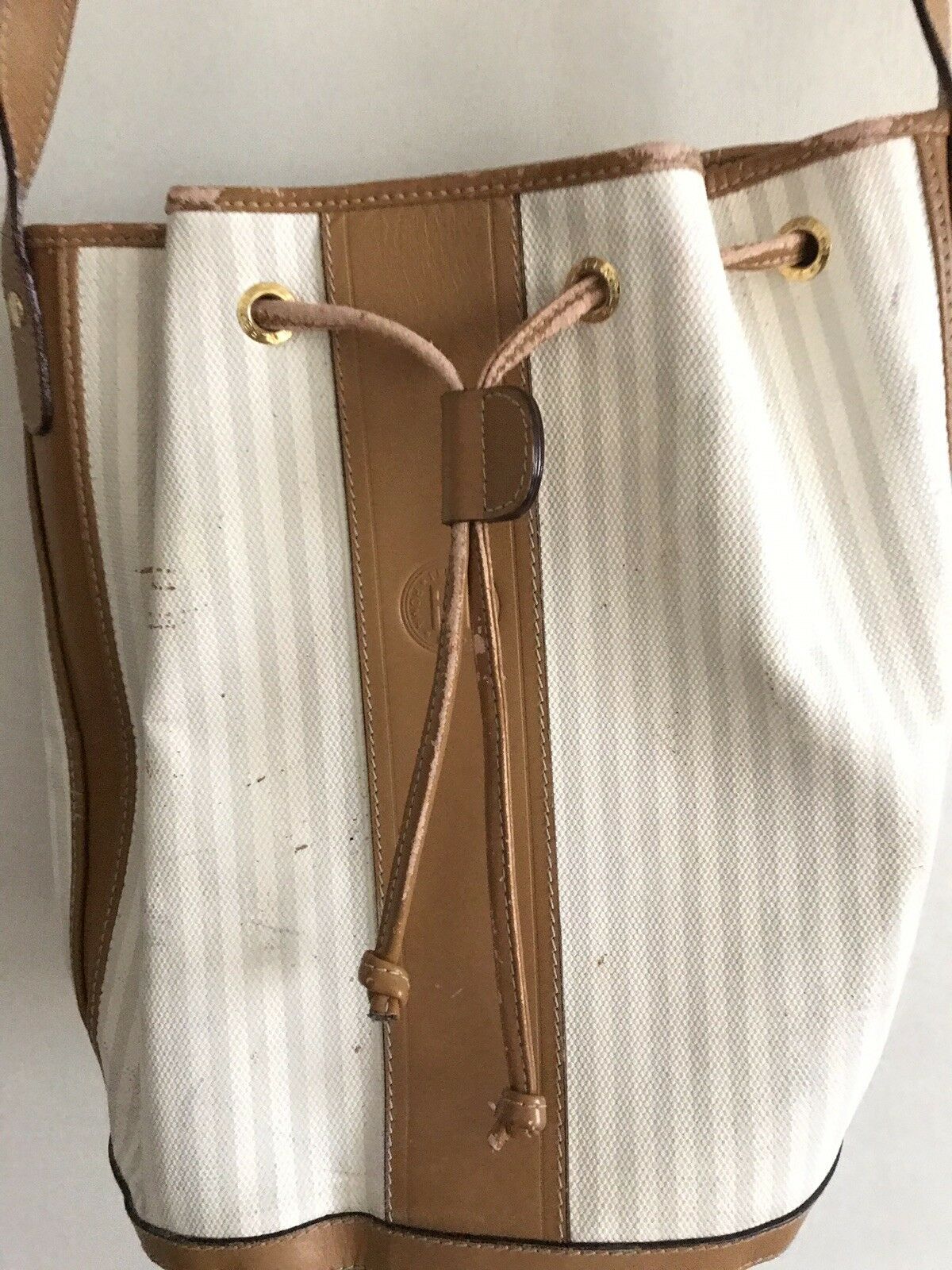 FENDI Vintage White/ Grey Bucket Bag