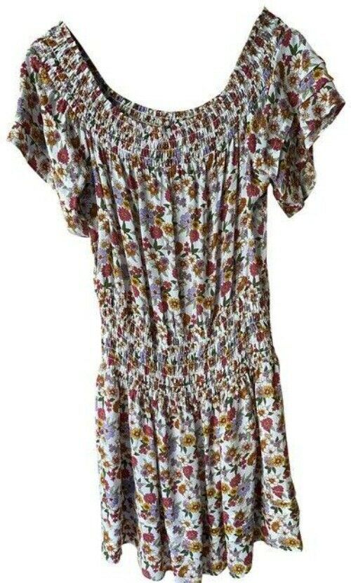 Nicole Miller White Green Yellow Pink New Floral Smocking Small Short Casual Dre