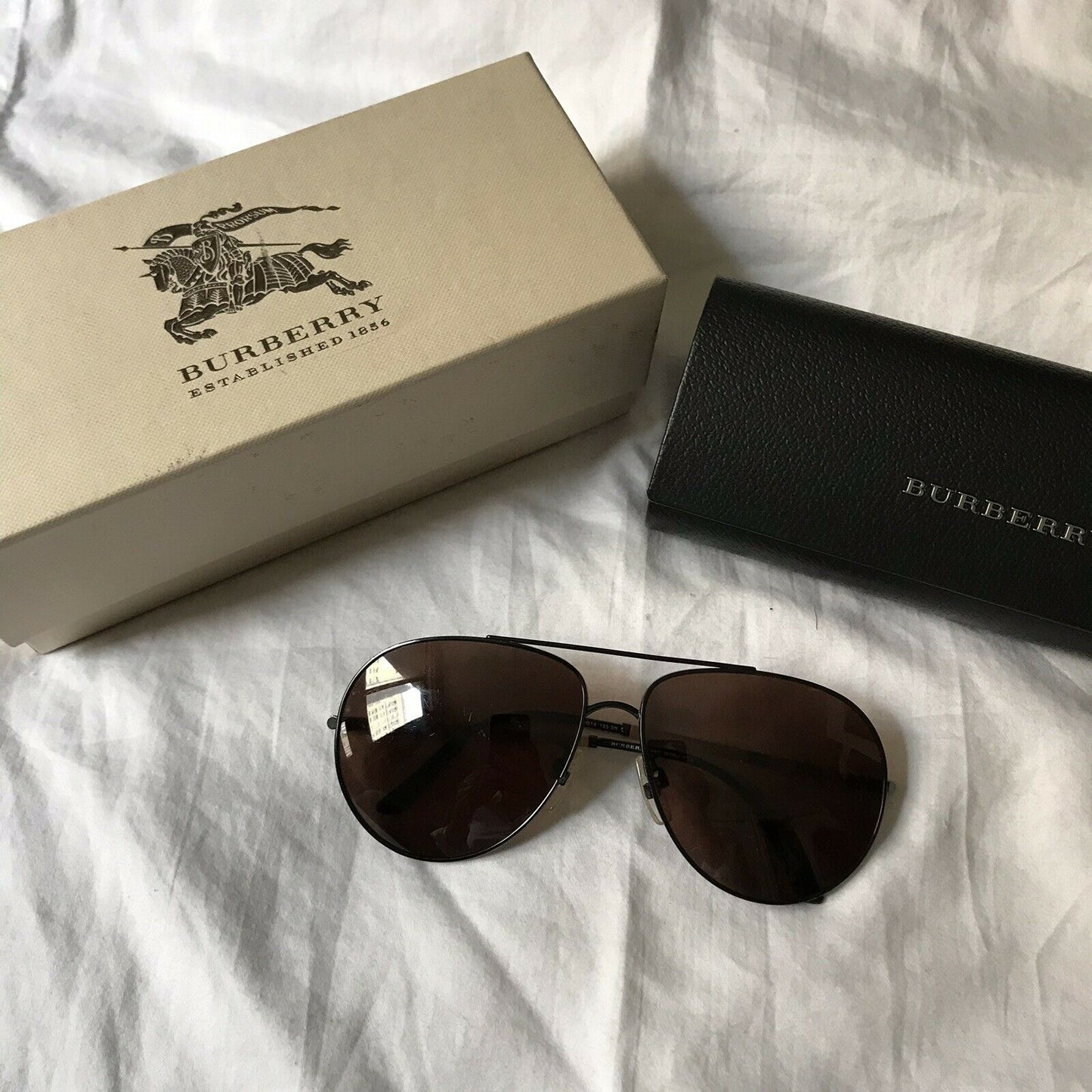 BURBERRY Sunglasses