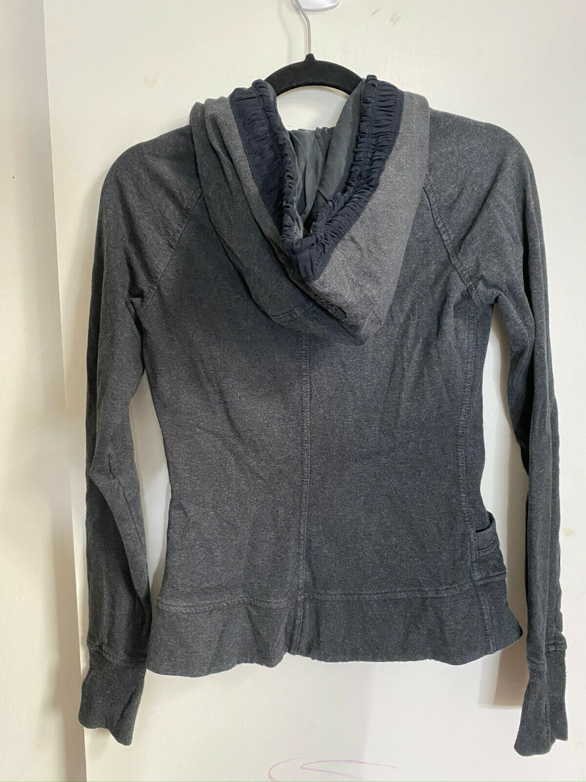 LULULEMON Womens Black Long Sleeves Stylish Hoodies Size: 4