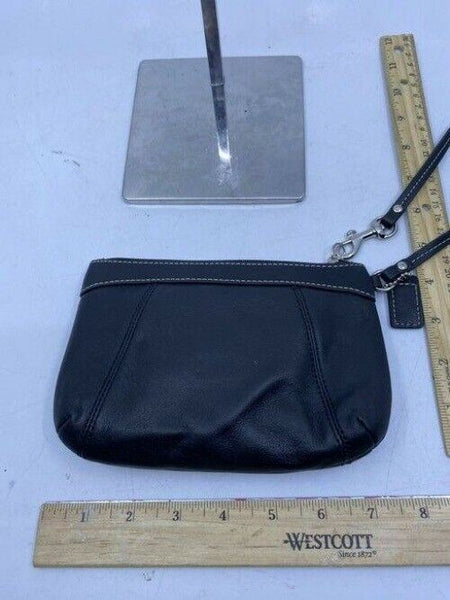 coach new classic black leather wristlet