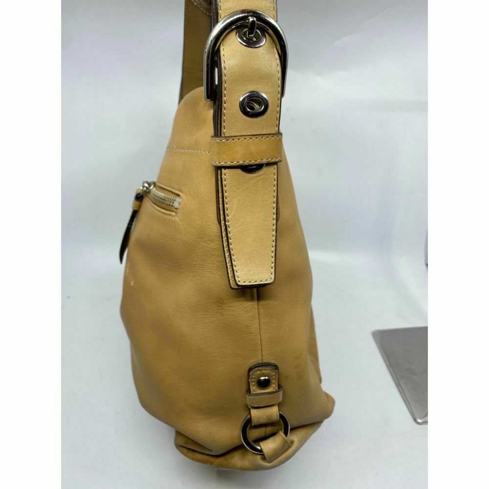 COACH Medium/ Large Leather Tan Shoulder Bag