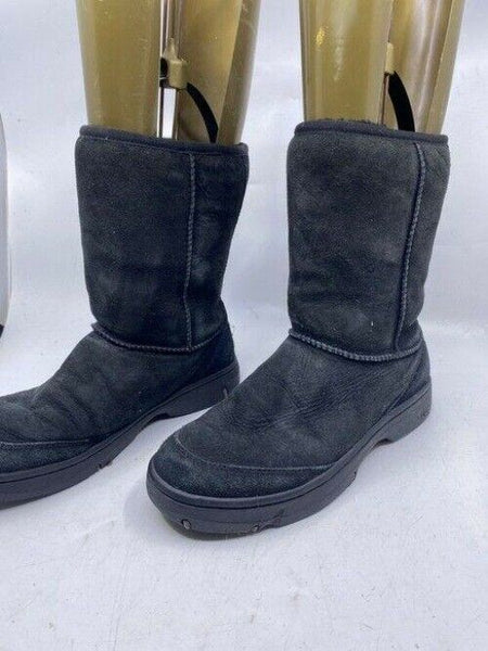 Ugg Australia Black Rugged Soled Suede Bootsbooties Size Us