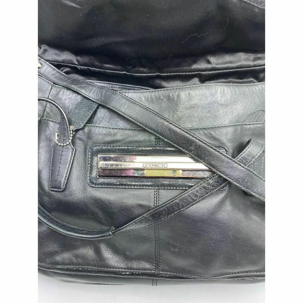 COACH Medium/ Large Leather Black Shoulder Bag
