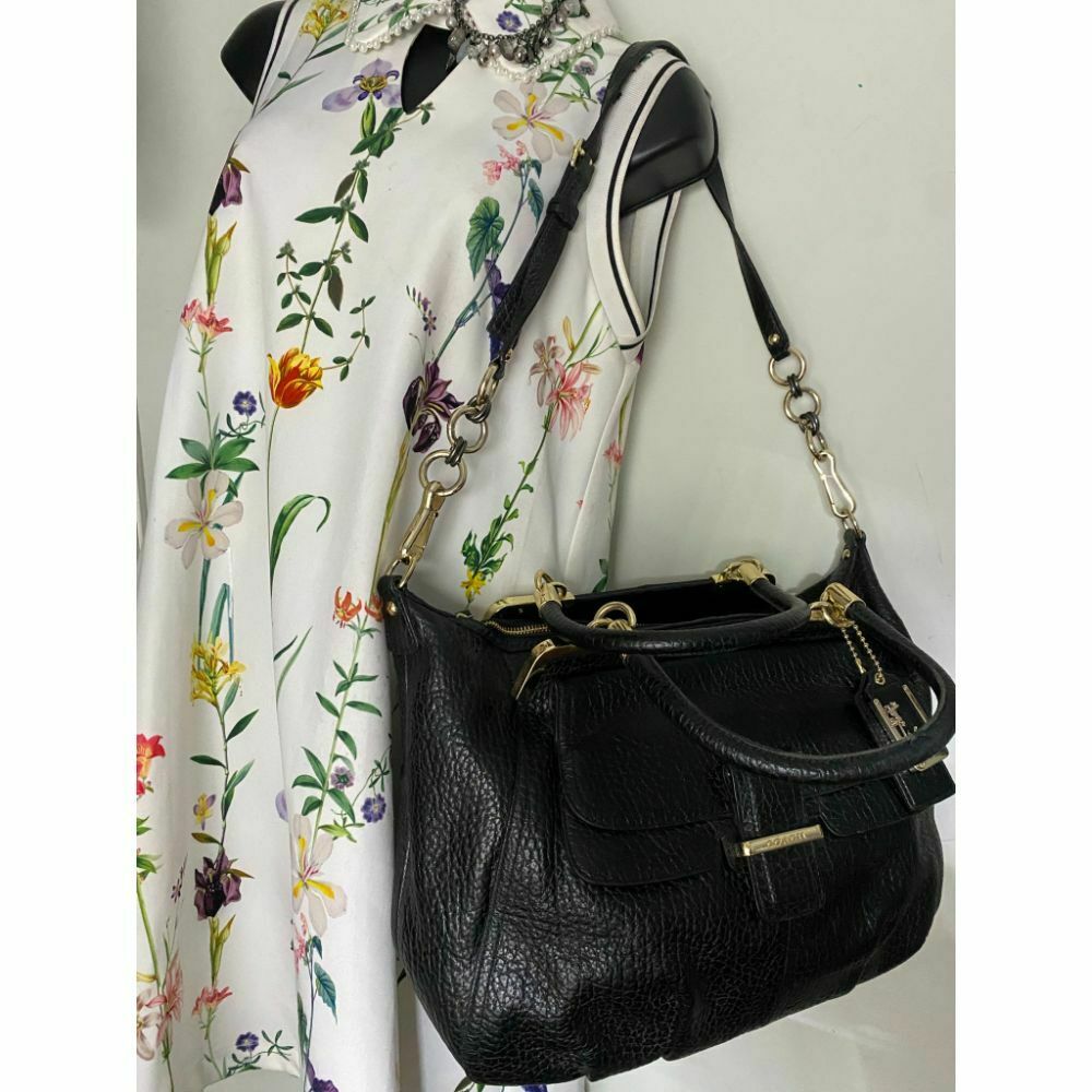 COACH XL Leather Black Shoulder Bag Very Good Condition