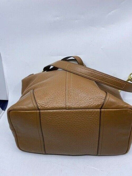 Coach w medium handbag w strap classic caramel brown leather shoulder bag