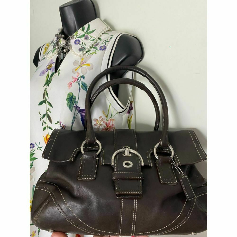 COACH Medium/ Large Leather Brown Shoulder Bag