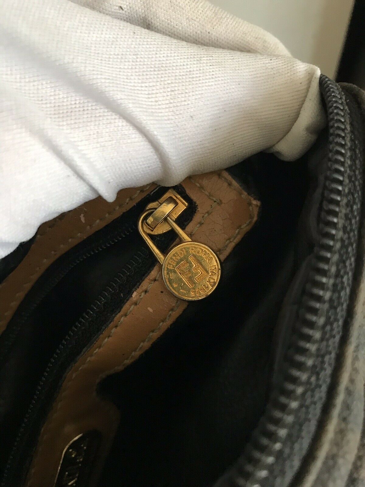 Gucci Vintage Large Navy Bucket Drawstring Monogram Logo Bag