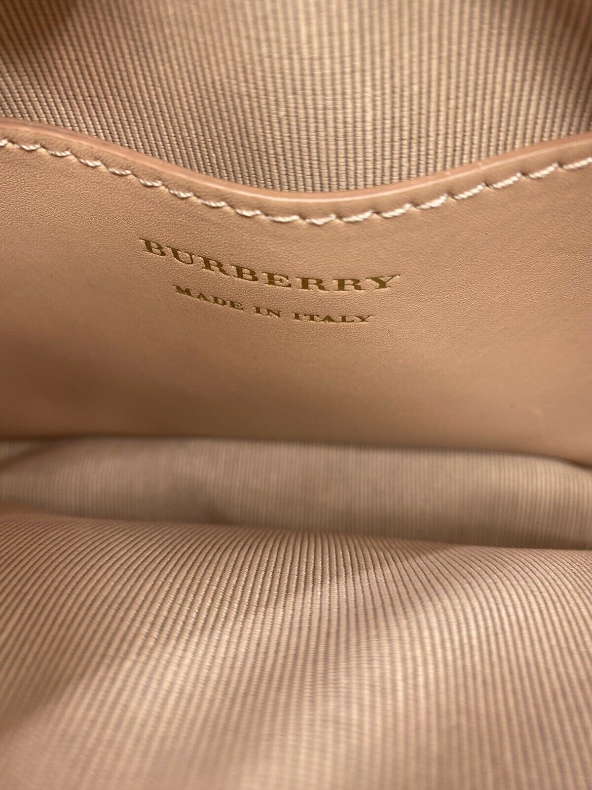 BURBERRY Link Pink Bumb Bag