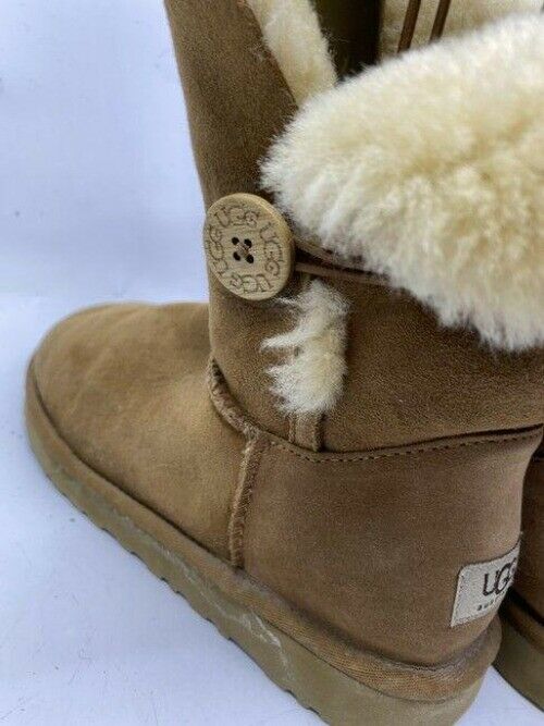 Ugg Australia Tan Wood Button Mid Height Bootsbooties Size Us