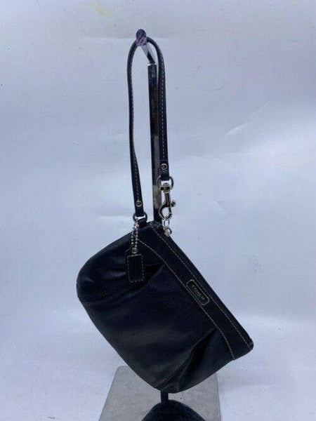 coach new classic black leather wristlet