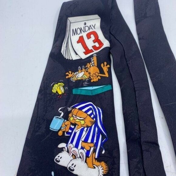 Addiction Garfield Monday the 13 Tie