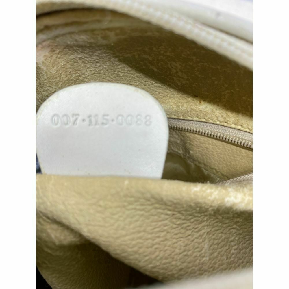 GUCCI White Canvas Signature Crossbody Bag