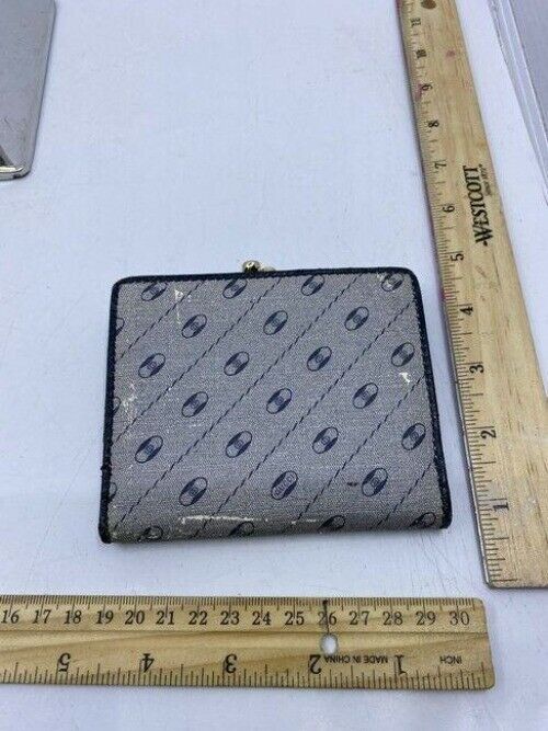 gucci black rare vintage change and id holder wallet