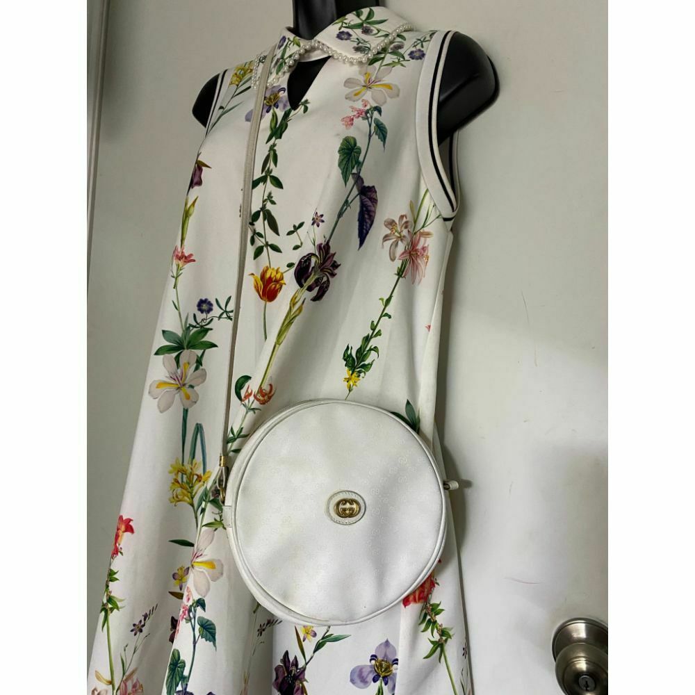 GUCCI White Canvas Signature Crossbody Bag